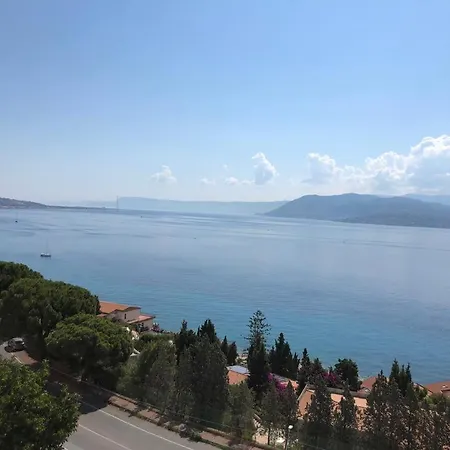 La Panoramica Dello Stretto * Messina